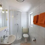 Mediteran Hotel Okrug Gornji