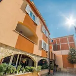 Hotel Mediteran Okrug Gornji