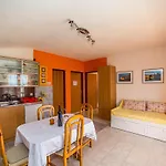 Mediteran 3* Okrug Gornji