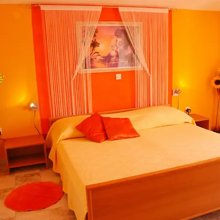 Hotell Mediteran Okrug Gornji