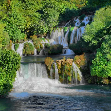 Mediteran Okrug Gornji