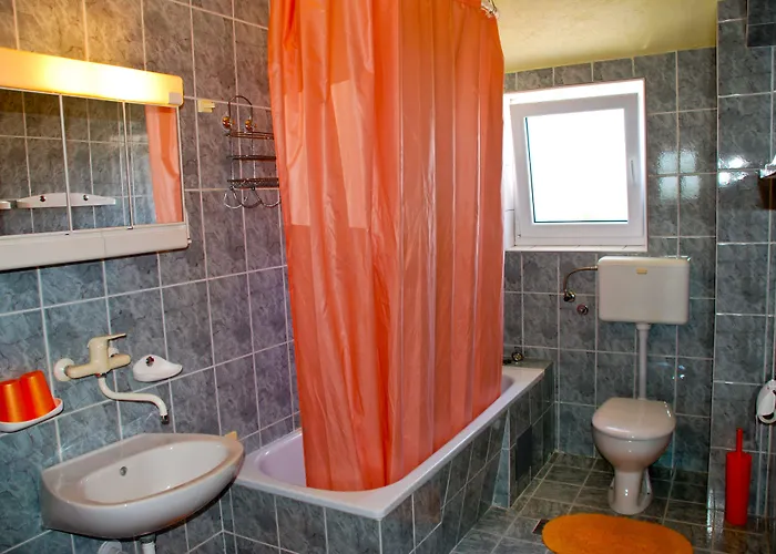 Mediteran Okrug Gornji