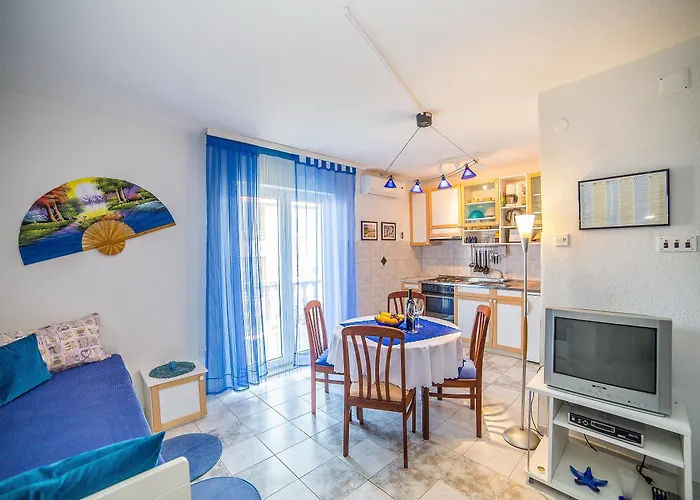 Hotell Mediteran Okrug Gornji