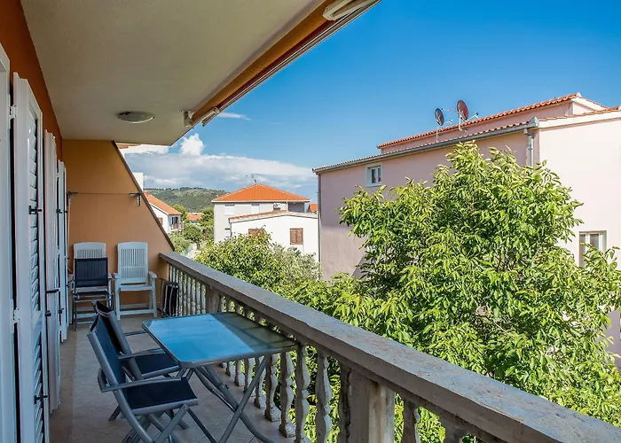 Hotell Mediteran Okrug Gornji