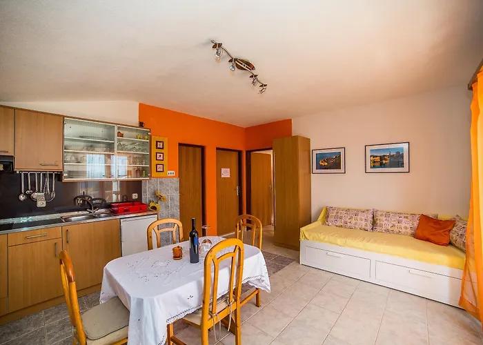 Mediteran 3* Okrug Gornji